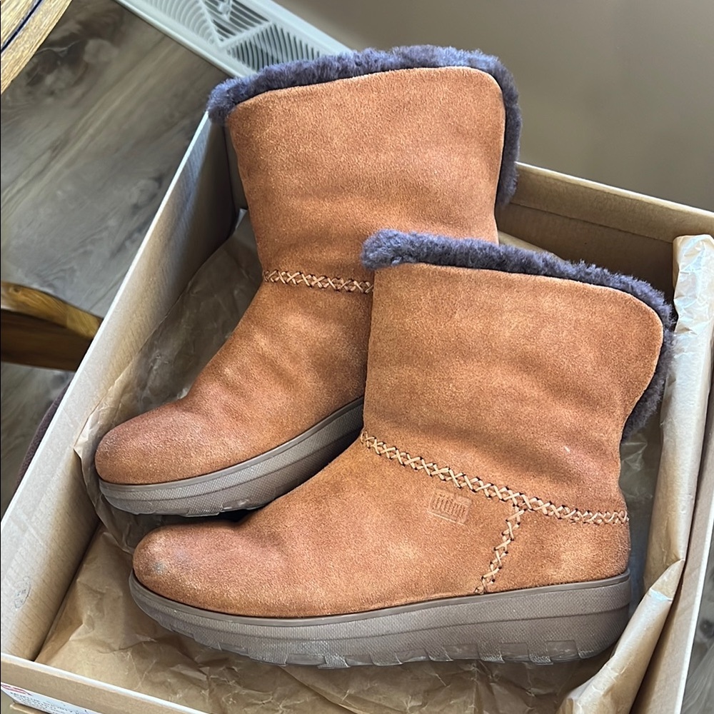 Fitflop Chestnut Ankle Booties with Gray Lining - Picture 2 of 5